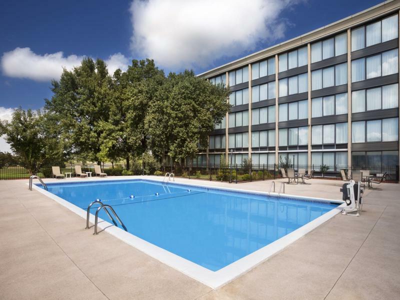 Hotel Four Points By Sheraton Kansas Airport